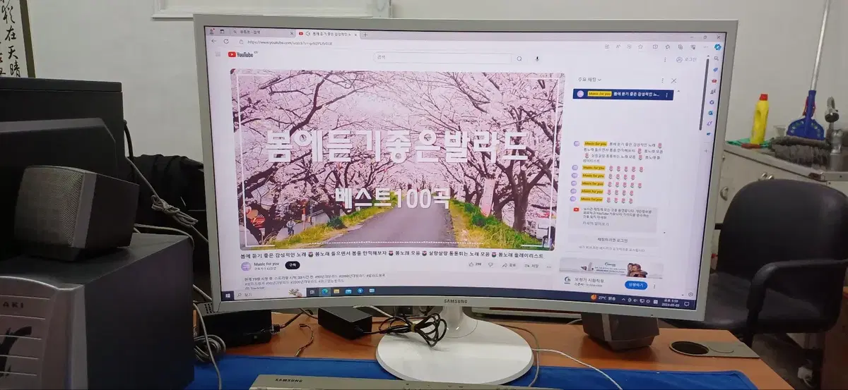 중고 삼성 32"커보드 모니터 슬램형(LC32F391FWKXKR)